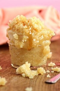 5 Best Natural Body Scrubs For Silky Smooth Skin